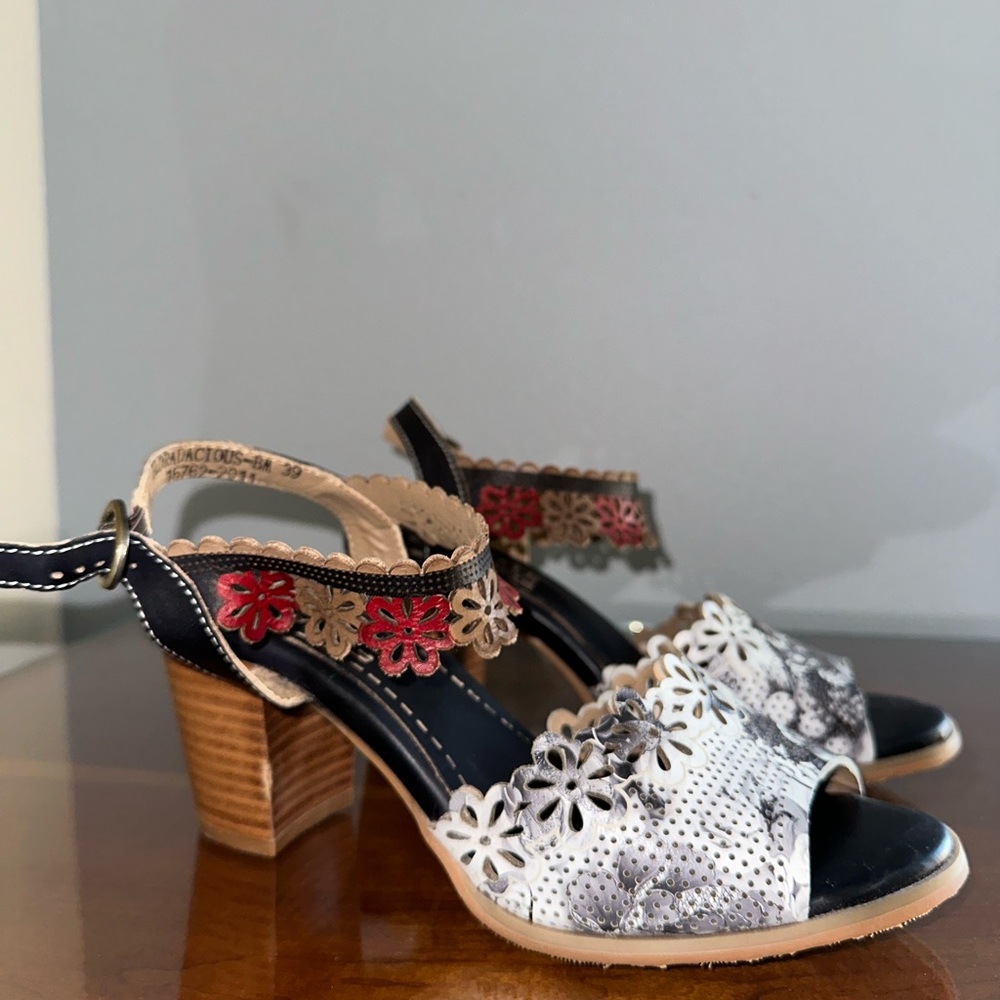 L’ Artiste High Heel Shoes